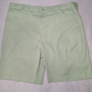 bcg Light Tan Flat-Front Men's Shorts.Size 38.